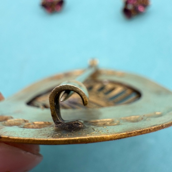 True Victorian paste brooch with earrings - Picture 4 of 8